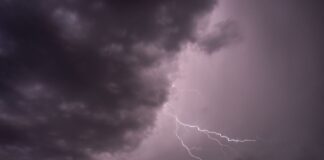 Record-Breaking Lightning Strike Stuns Scientists: The 515-Mile “Megaflash”