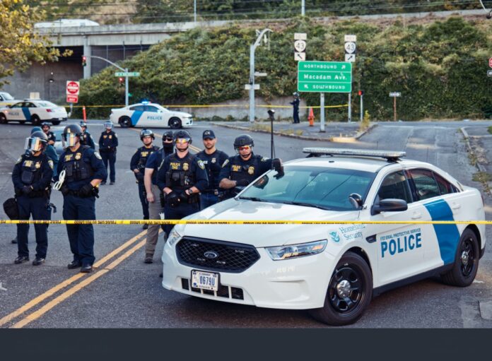 Judge Blocks Trump’s Oregon Deployment