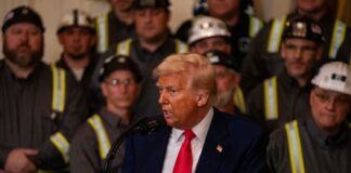 Trump Steps In to Pay Troops Amid Shutdown Chaos Trump Steps In to Pay Troops Amid Shutdown Chaos