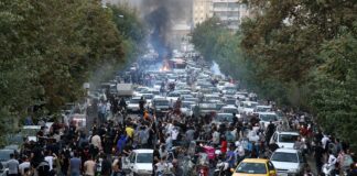 Trump Warns of Action Over Iran Protests