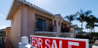 Trump Moves to Ban Big Investors From Buying Homes