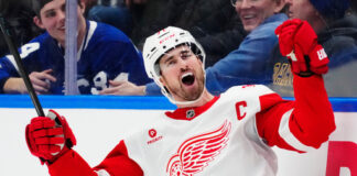 Detroit Red Wings Beat Maple Leafs in Overtime