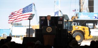 Trump Says India Will Buy Venezuelan Oil