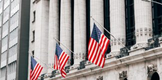 Trump Defends America’s Economic Momentum