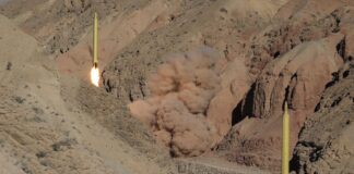 Israel–Iran War Risk Escalates as U.S. Signals Support