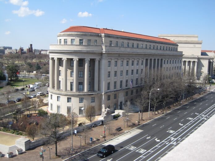 Appeals court rejects Trump administration mandatory detention policy